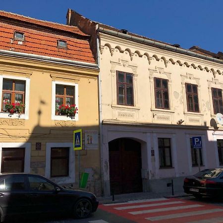 Old Historical Centre Apartment Брашов Екстериор снимка