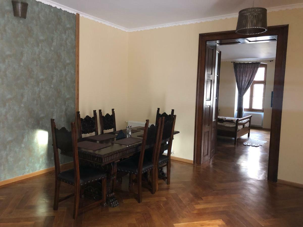 Old Historical Centre Apartment Брашов Екстериор снимка